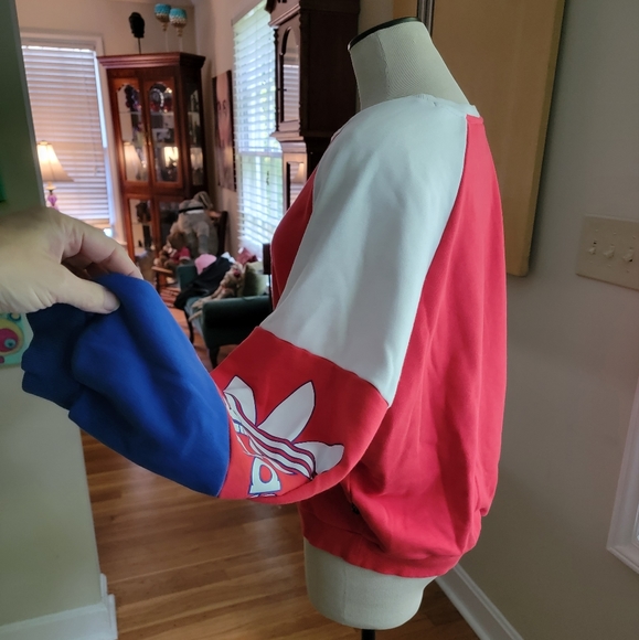 Vintage Adidas Sweatshirt - Picture 3 of 7